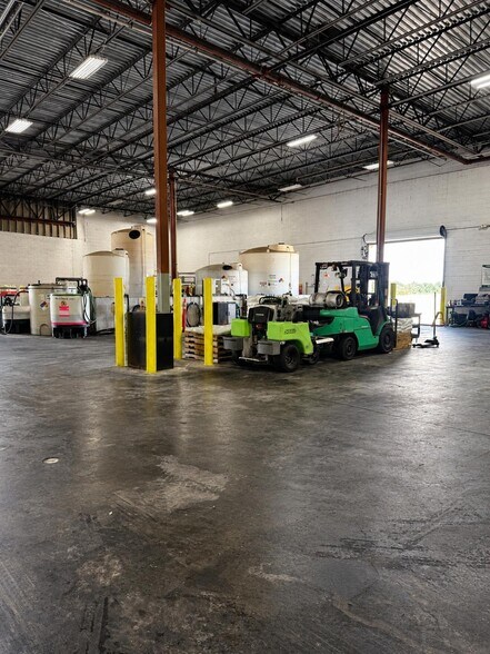 More Photos Of 1750 Longleaf Blvd, Lake Wales Warehouse For Sale