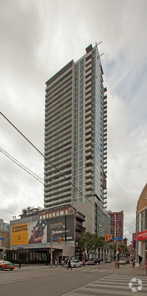 More Photos Of 373-375 King St W, Toronto Apartments For Lease