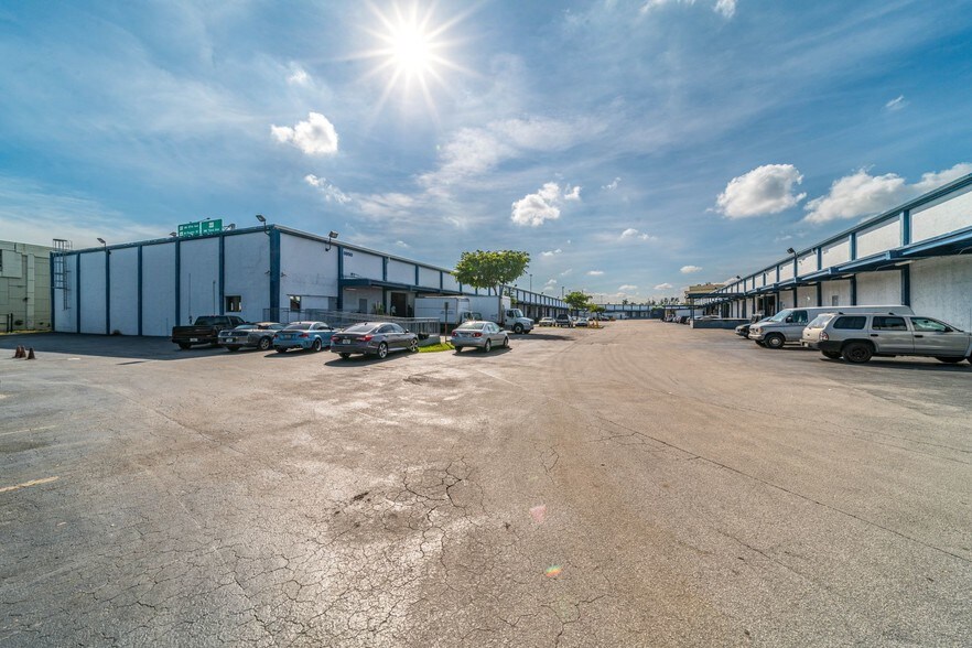More Photos Of 6950-7190 NW 12th St, Miami Warehouse For Lease