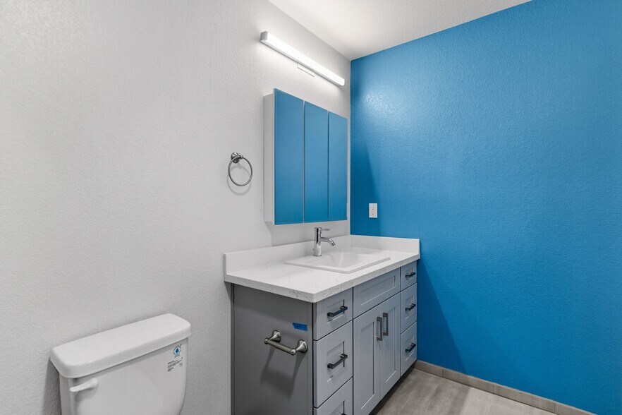 More Photos Of 500 San Benito St, Hollister Office Residential For Sale