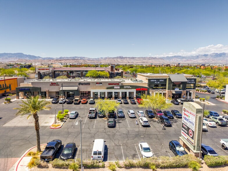 More Photos Of 6945-6965 S Rainbow Blvd, Las Vegas General Retail For Lease