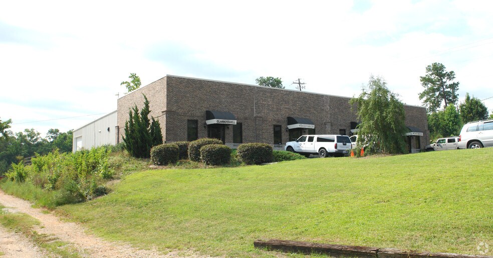 More Photos Of 342 Riverchase Way, Lexington Distribution For Lease