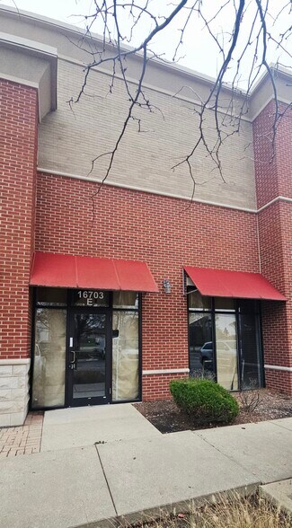 More Photos Of 16703 S Harlem Ave, Tinley Park Storefront For Lease