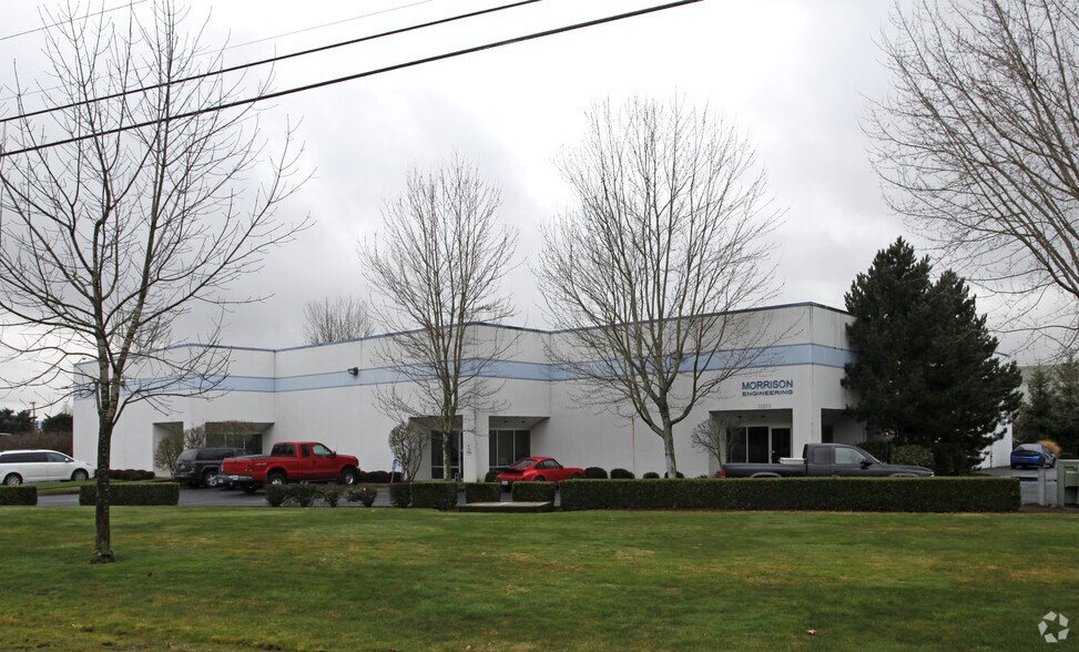 More Photos Of 19850-19870 SW 129th Ave, Tualatin Warehouse For Lease