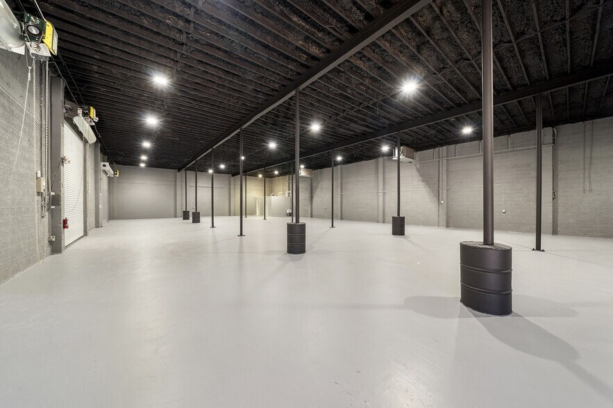 More Photos Of 3080 W Sheridan St, Hollywood Manufacturing For Lease