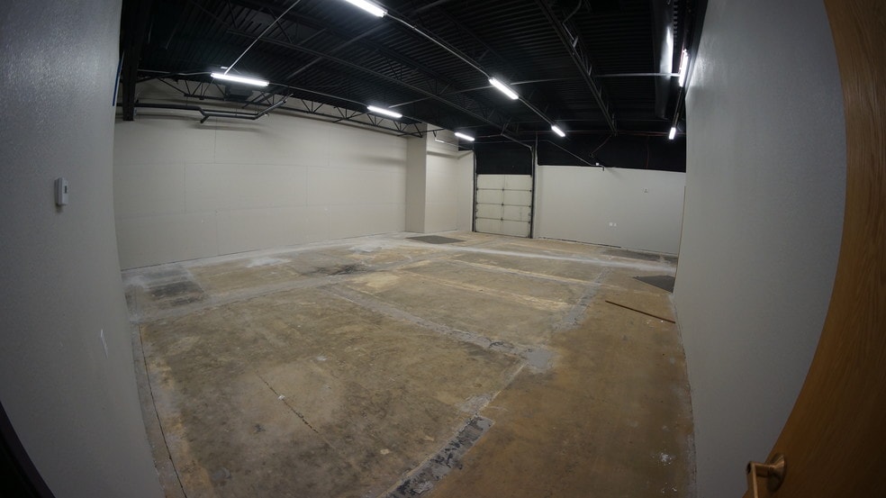 More Photos Of 1050 S Academy Blvd, Colorado Springs Office For Lease