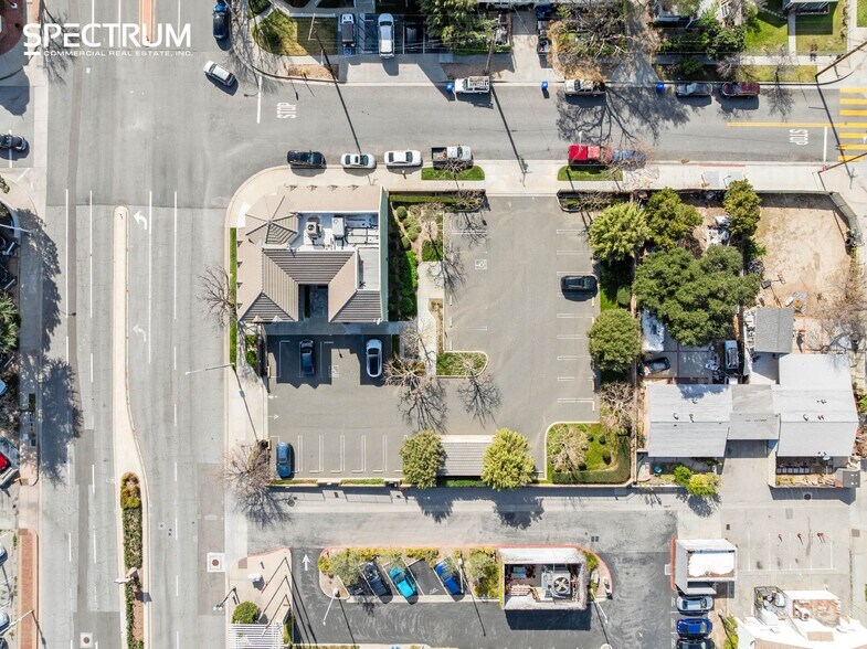 More Photos Of 22621 Lyons Ave, Santa Clarita Medical For Sale