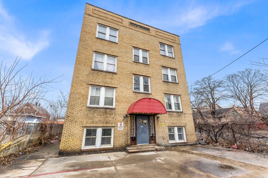 More Photos Of 976 E 70th St, Cleveland Apartments For Sale