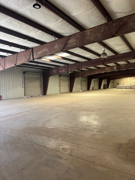 More Photos Of 110 Commercial Rd, Spartanburg Distribution For Lease