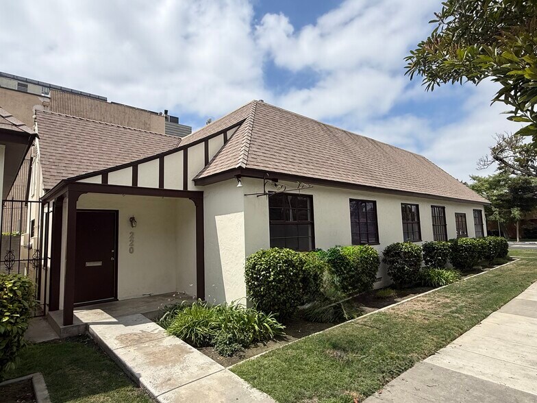 Primary Photo Of 220-226 W Cypress St, Anaheim Office For Lease