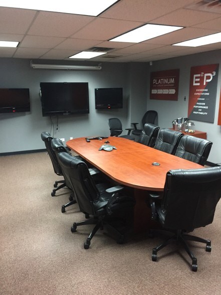 More Photos Of 4850-4860 Ward Rd, Wheat Ridge Flex For Lease