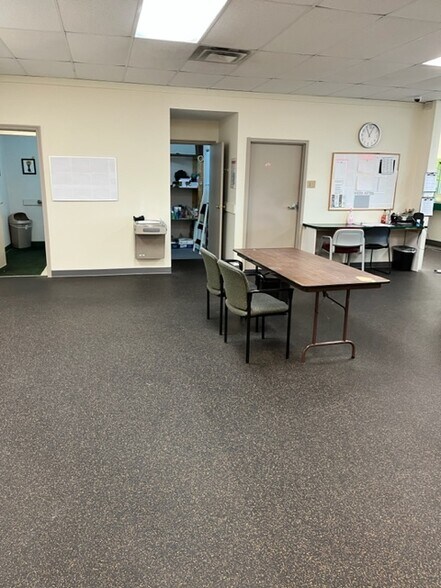 More Photos Of 397 W Main St, Xenia Freestanding For Sale