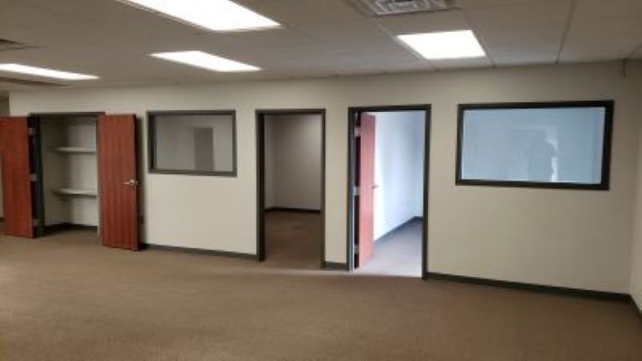 More Photos Of 530 E 8th St, Junction City Warehouse For Sale