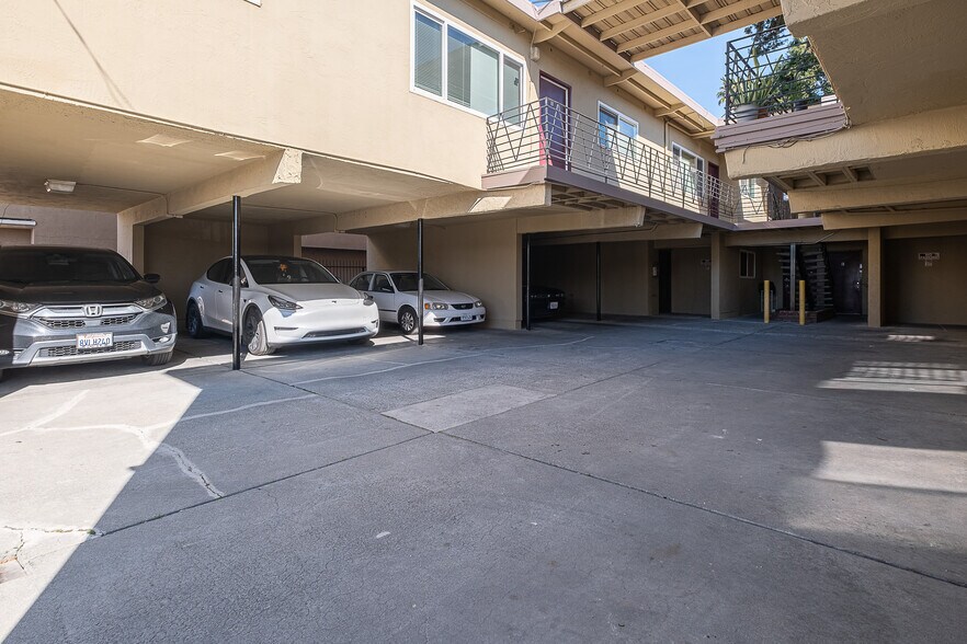More Photos Of 146 19th St, Richmond Apartments For Sale