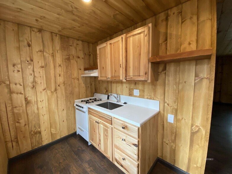 More Photos Of , Idyllwild-Pine Cove Multifamily For Sale
