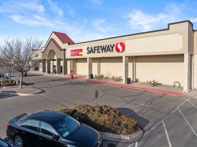 More Photos Of 1017 N Market Plz, Pueblo Supermarket For Sale