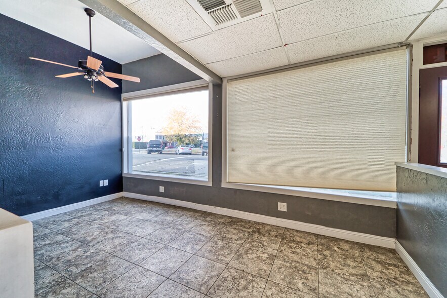 More Photos Of 124 6th St, Marysville Freestanding For Sale