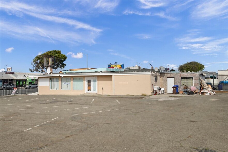 More Photos Of 12860 San Pablo Ave, Richmond Restaurant For Sale