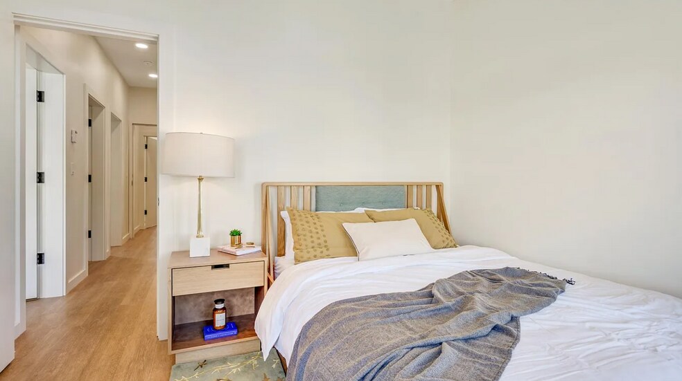 More Photos Of 1817 15th St, San Francisco Apartments For Sale