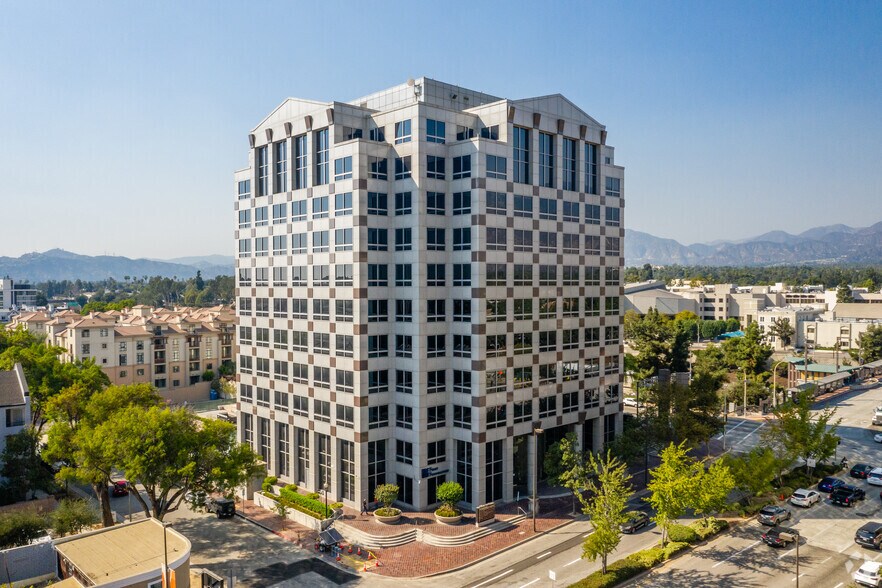 More Photos Of 301 N Lake Ave, Pasadena Coworking Space