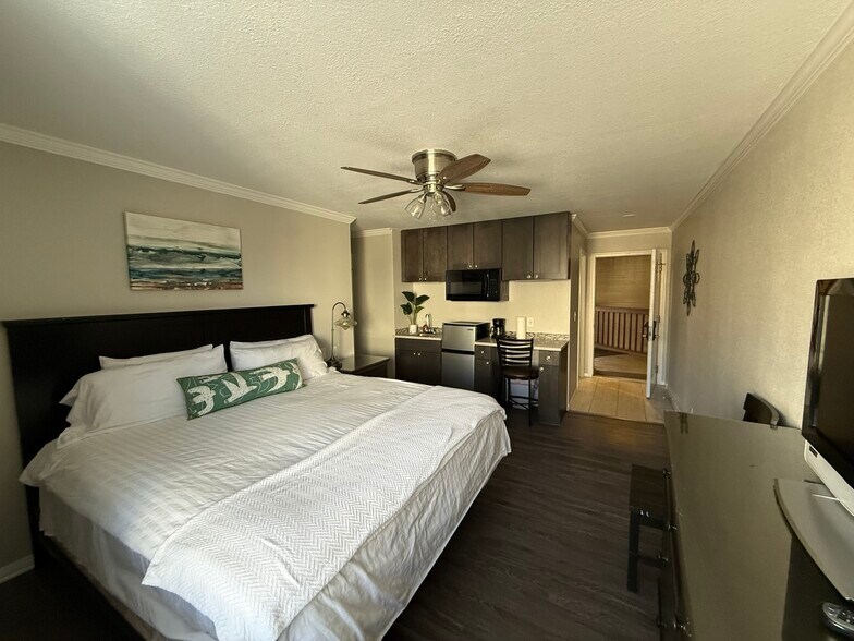 More Photos Of 6380 S Boston St, Greenwood Village Apartments For Sale