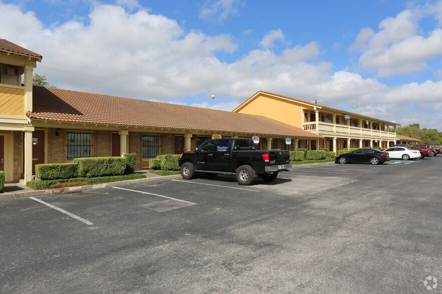 More Photos Of 2379 NE Loop 410, San Antonio Medical For Sale