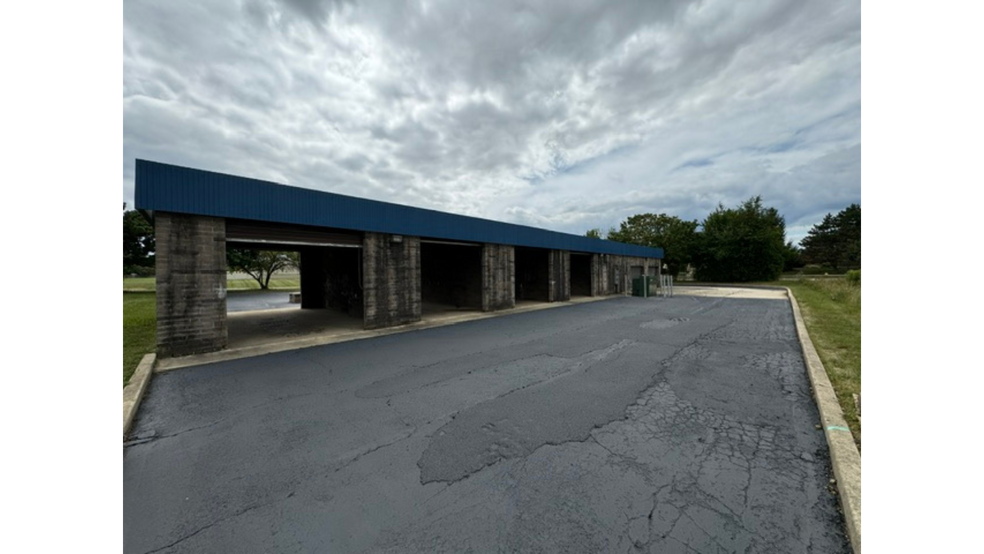 More Photos Of 335 S Prospect Ave, Bartlett Carwash For Sale