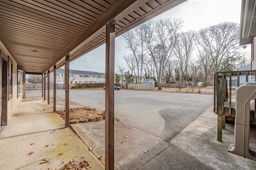 More Photos Of 98 New Rd, Somers Point Showroom For Sale
