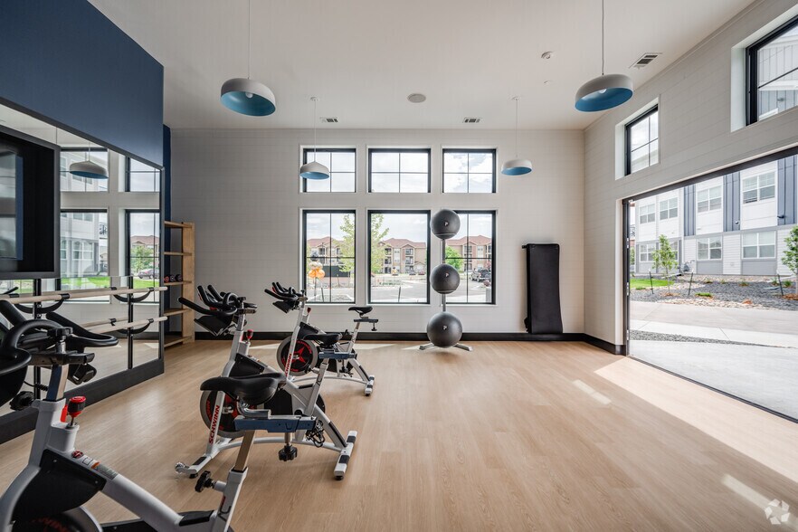 More Photos Of 2405 38th Ave, Greeley Apartments For Lease