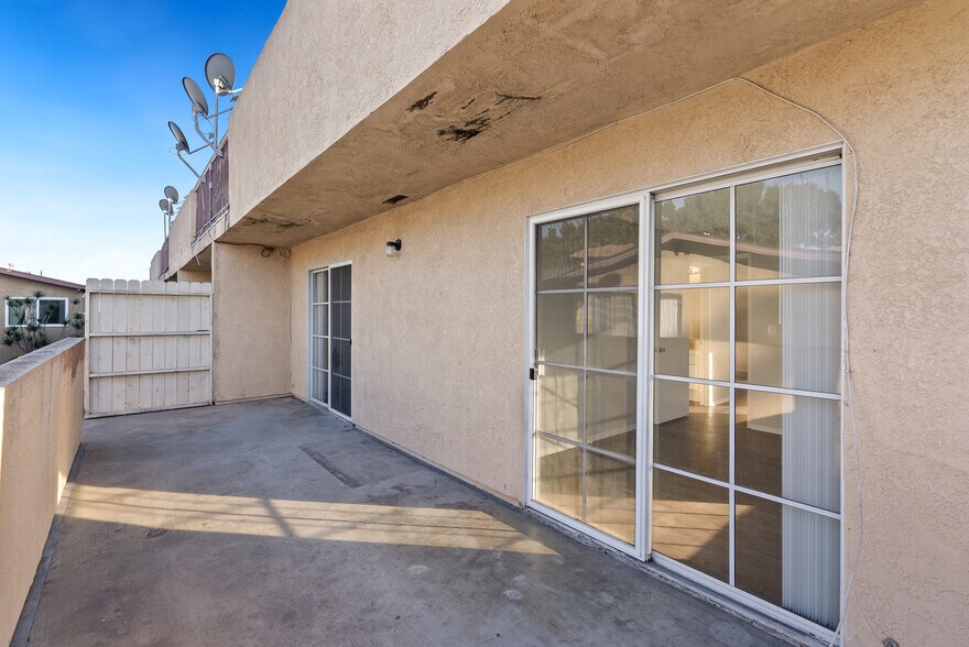 More Photos Of 1515 N Dresser St, Santa Ana Apartments For Sale