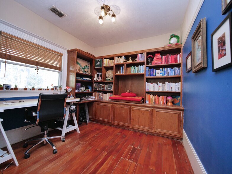 More Photos Of 1901-1903 H St, Sacramento Apartments For Sale