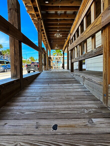 More Photos Of 411 Flagler Ave, New Smyrna Beach Freestanding For Lease