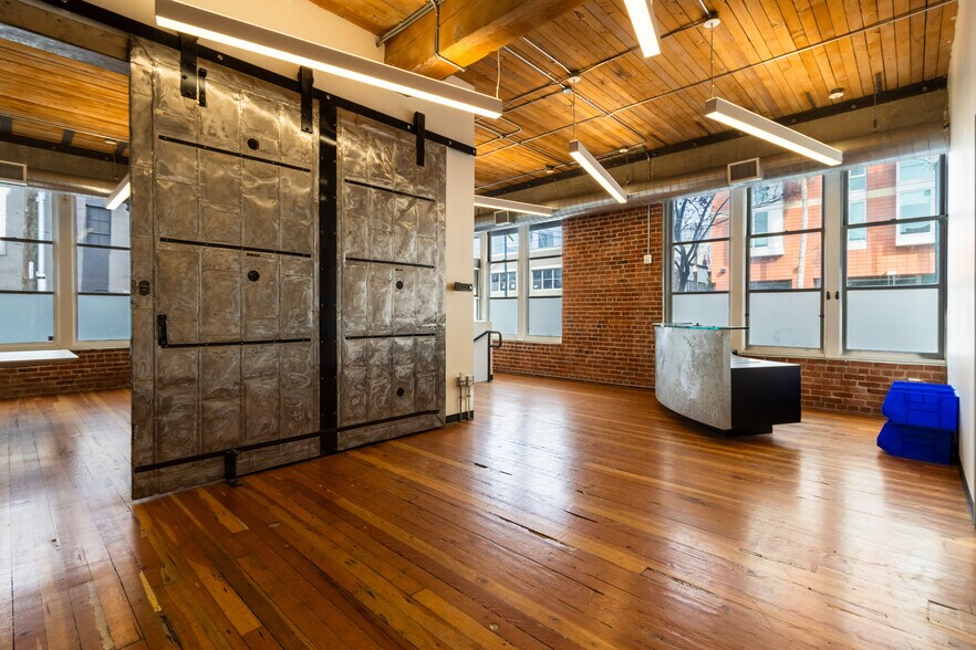 More Photos Of 534-548 4th St, San Francisco Office For Lease