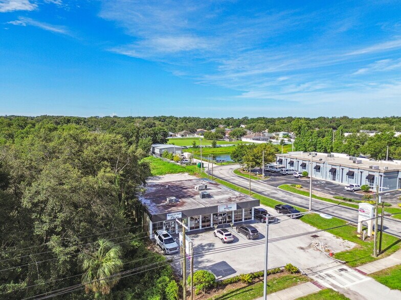 More Photos Of 2617 E Brandon Blvd, Valrico Storefront For Sale