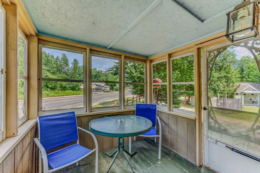 More Photos Of 218 US Route 3, Lincoln Hospitality For Sale