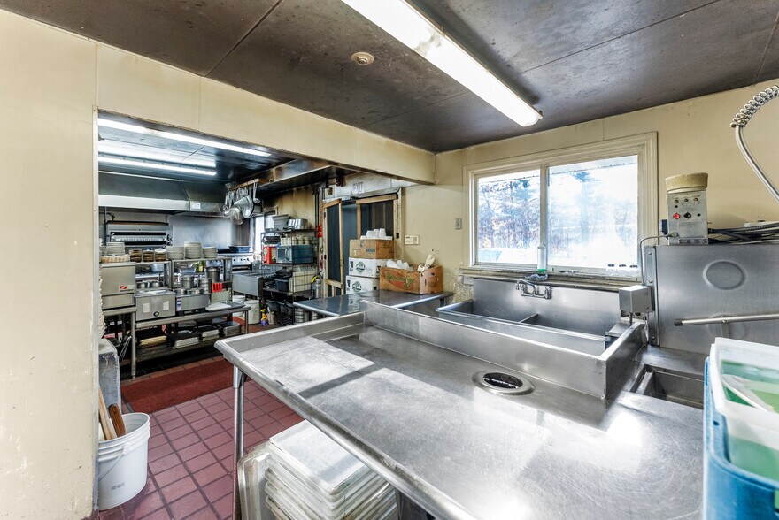 More Photos Of 2352 Cranberry Hwy, West Wareham Restaurant For Sale