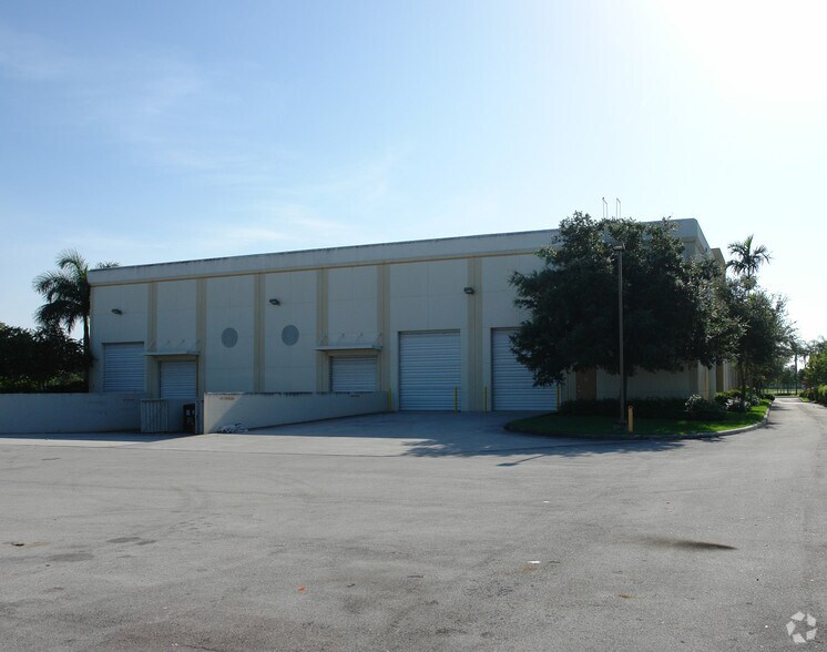 More Photos Of 1251 Sawgrass Corporate Pky, Sunrise Light Distribution For Sale