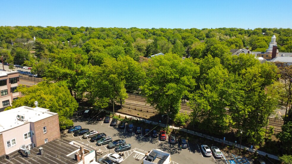 More Photos Of 171 Maplewood Ave, Maplewood Storefront Retail Residential For Sale