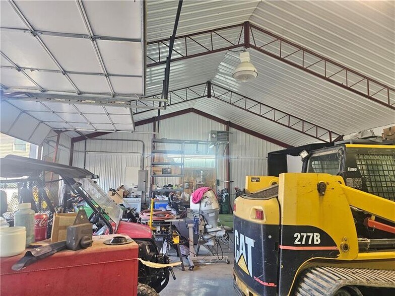 More Photos Of 544 Green Tree Rd, Kittanning Office For Sale