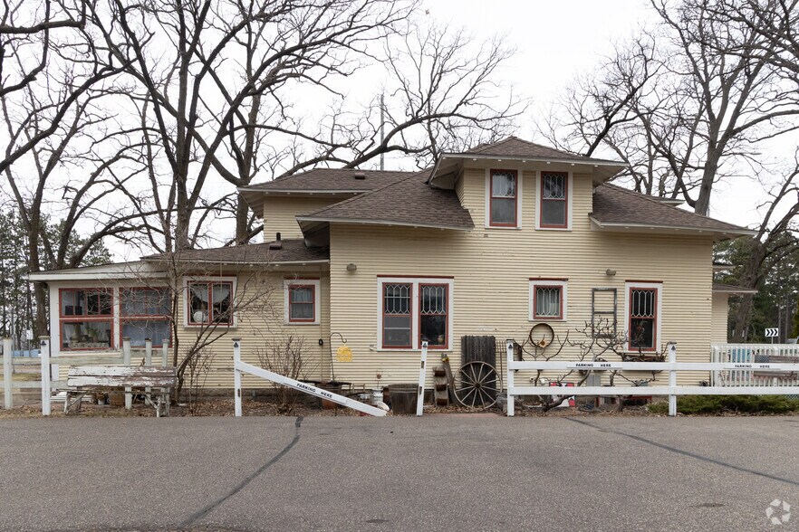 More Photos Of 12788 Fremont Ave, Zimmerman Storefront Retail Residential For Sale