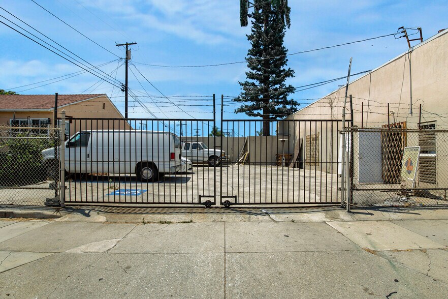 More Photos Of 3800 W Imperial Hwy, Inglewood Storefront For Sale