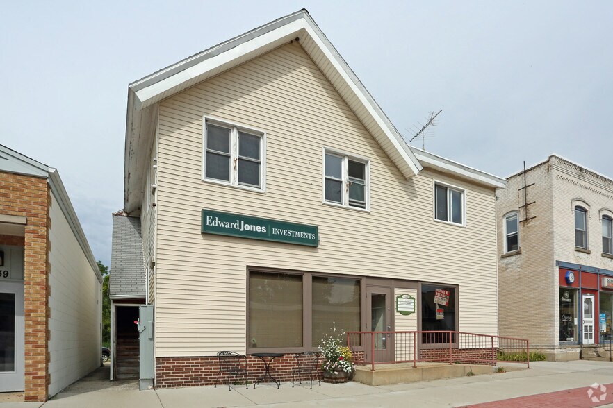 Primary Photo Of 141 N Main St, Dousman Storefront Retail Residential For Lease