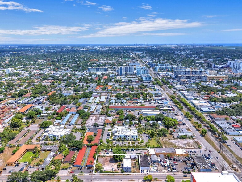More Photos Of 2135-2237 Washington St, Hollywood Apartments For Sale