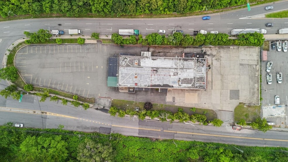 More Photos Of 2200 Arthur Kill Rd, Staten Island Distribution For Lease