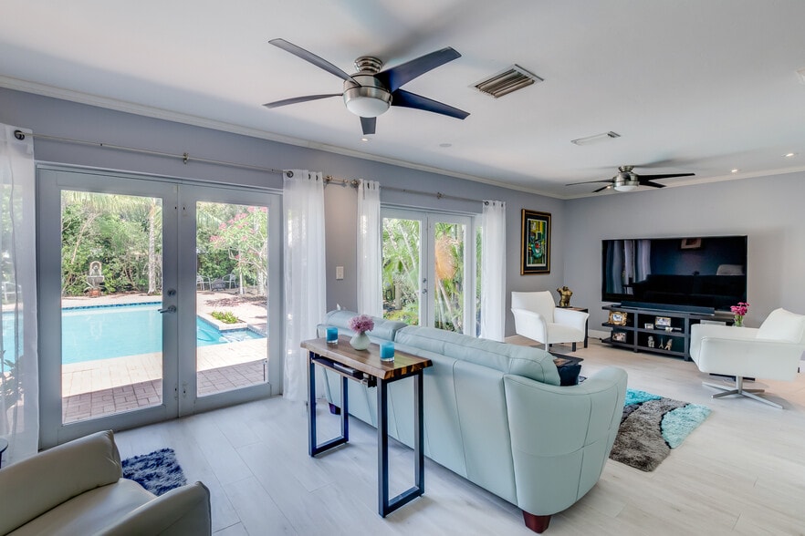 More Photos Of 1606 NE 15th Ave, Fort Lauderdale Specialty For Sale