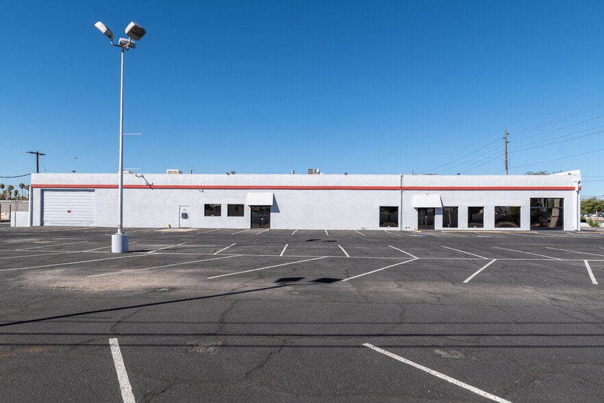 More Photos Of 3105 E Sahara Ave, Las Vegas Auto Repair For Lease