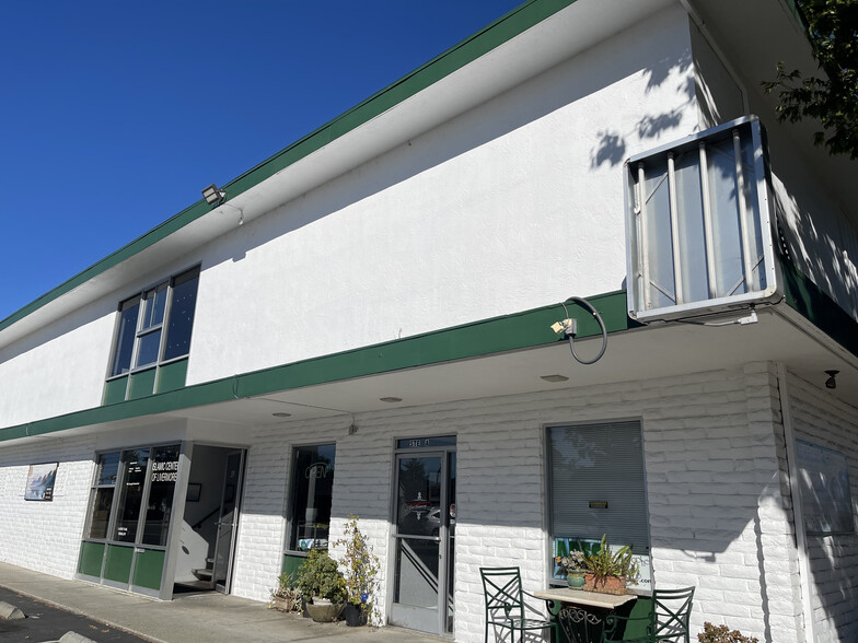 Primary Photo Of 379 S Livermore Ave, Livermore Office For Lease