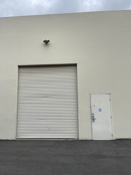 More Photos Of 2598 Fortune Way, Vista Light Distribution For Sale