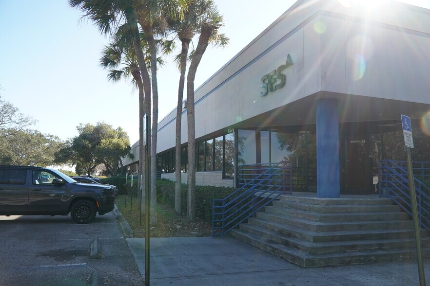 More Photos Of 5850 W Cypress St, Tampa Office For Lease