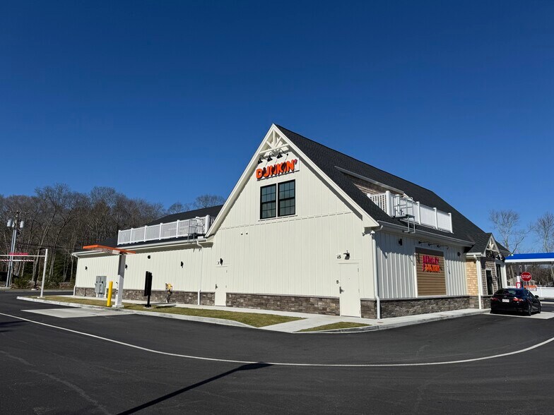 More Photos Of 34-38 Padelford St, Berkley General Retail For Lease